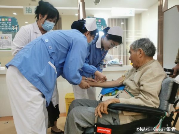趣投顾 三“心”服务绘就银龄健康底色 石林县为离退休干部健康“加码”